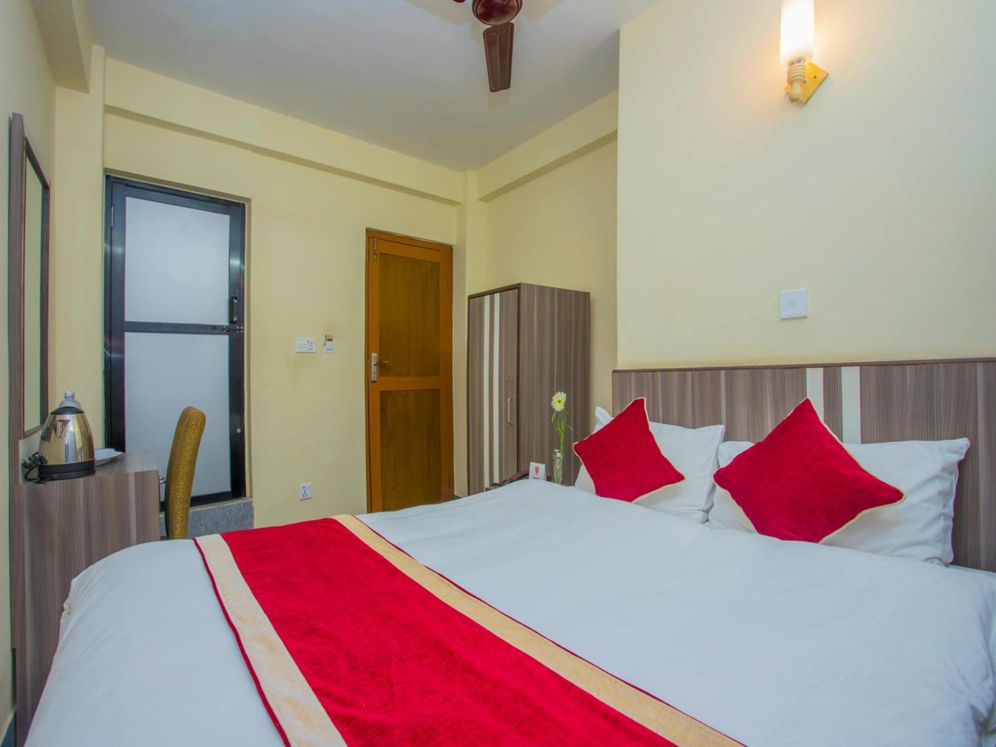 Oyo 297 Hotel Aayam Káthmándú Exteriér fotografie
